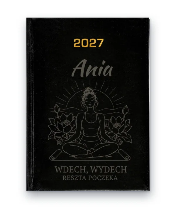 Kalendarz książkowy BALADEK 2027 z grawerem: Imię + joga — Wdech, wydech, reszta poczeka